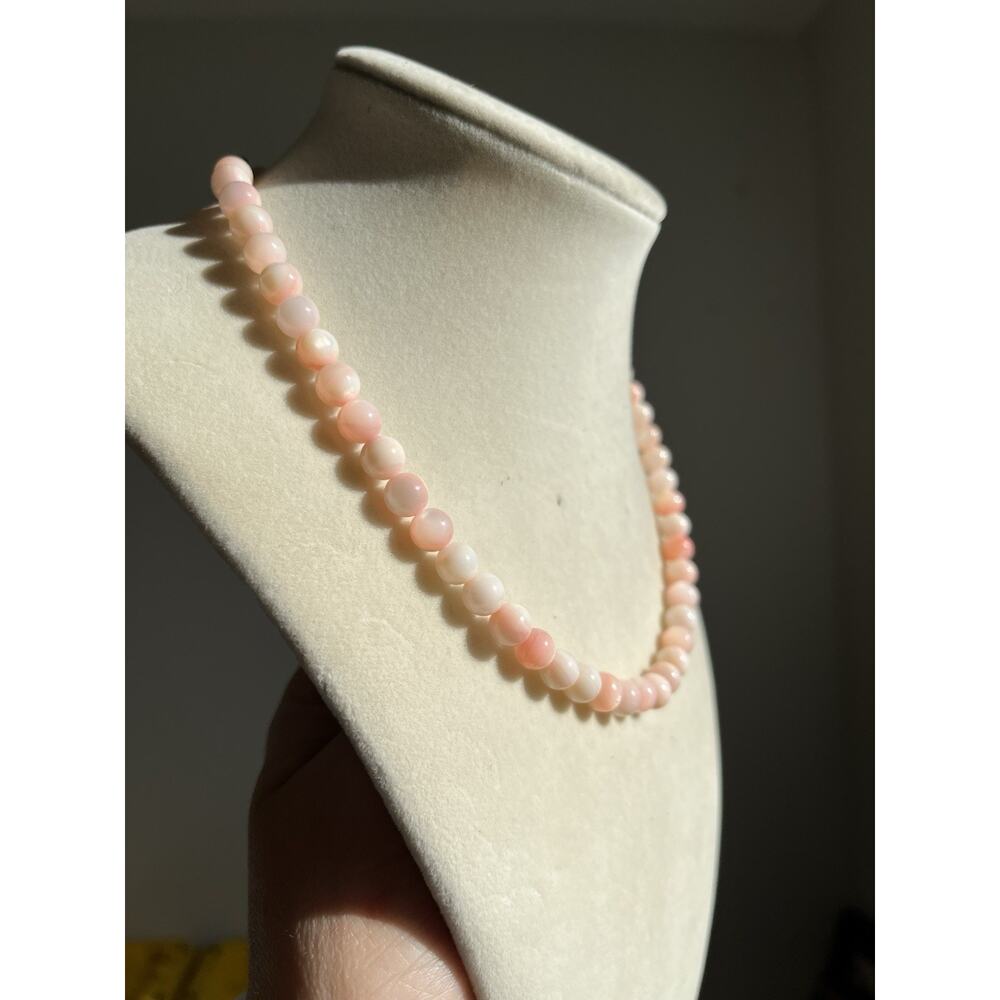 Pink and White Dyed MOP 15” Necklace Choker Collar Gold Tone Clasp - Picture 2 of 6